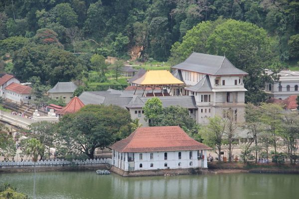 visiting temples of the tooth relic